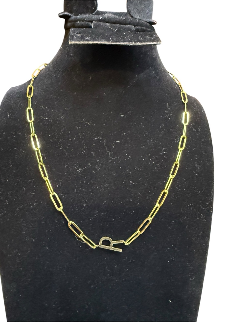 Plunder Gold-Tone Paperclip Chain Necklace with Letter R